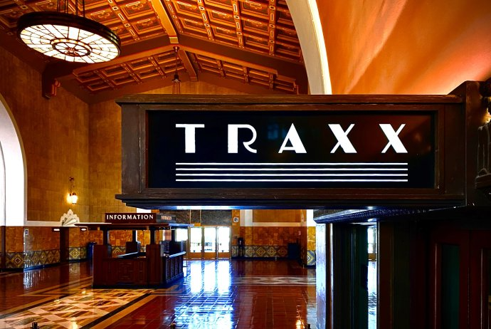 Traxx Restaurant